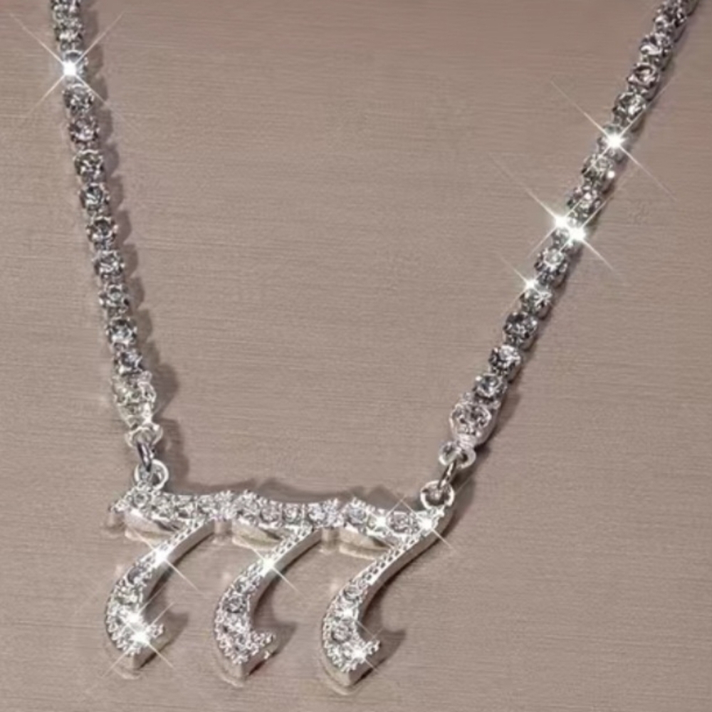 Chic Silver 777 Necklace with Elegant Chain